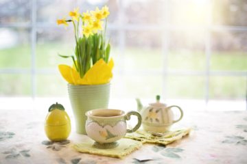 Teas and Weaves Springtime